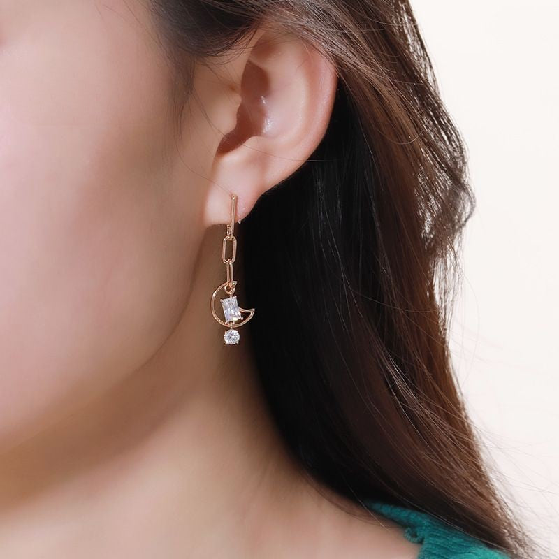 18K Moon and Star Earrings